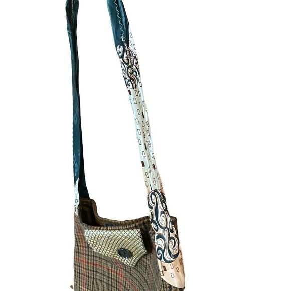 𝅺HANDMADE bag made of vintage fabric and ties - Picture 2 of 6